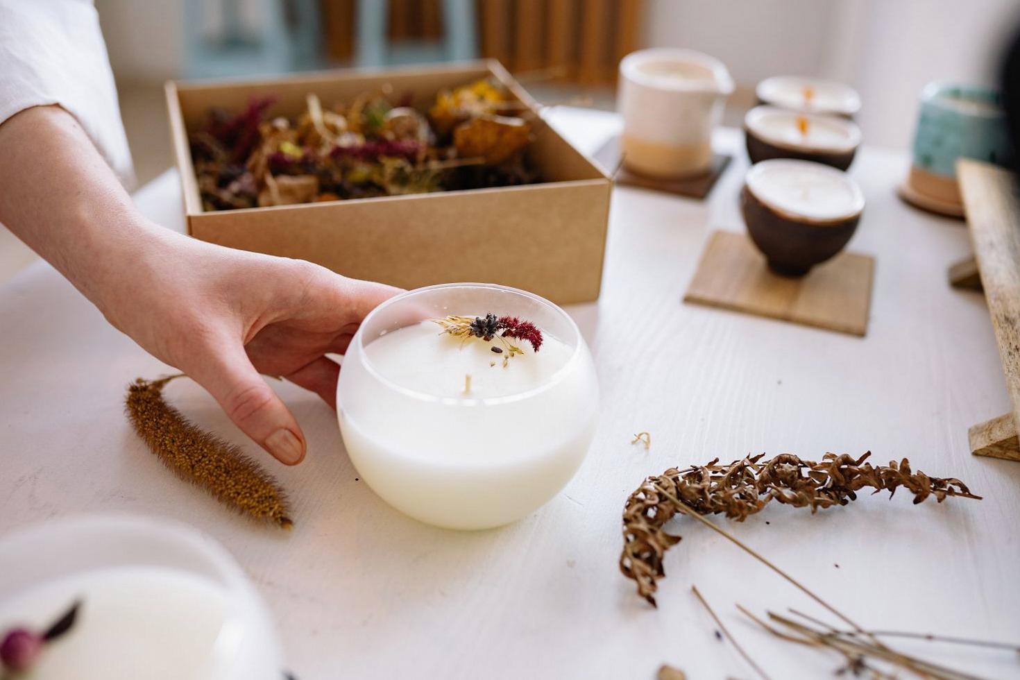 Artisan Floral Candle